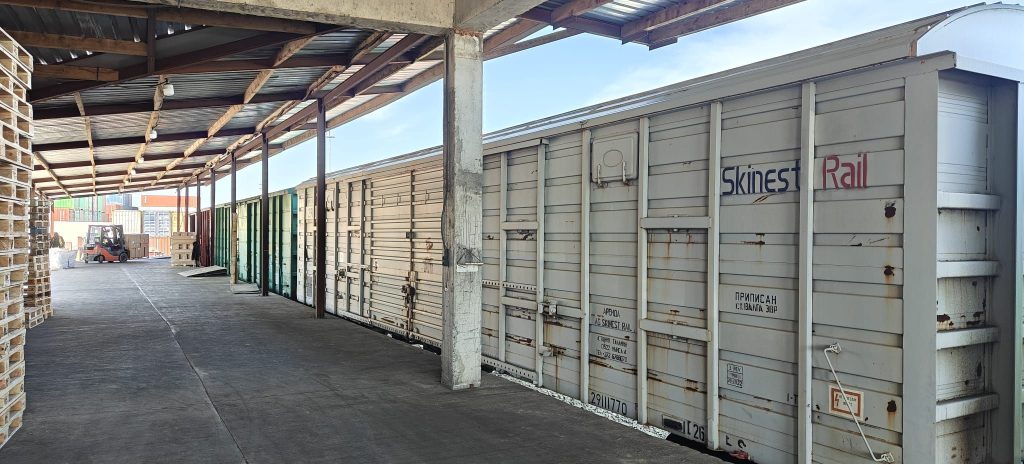 Skinest-logistics-02